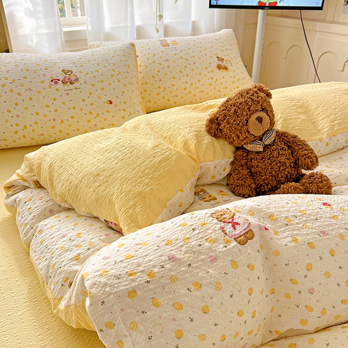 91家纺网 家纺一手货源 找家纺 仟网汇 2026新款简单款泡芙纱印花四件套 棕熊宝贝