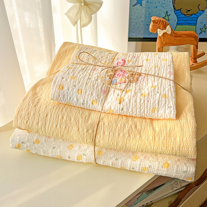 91家纺网 家纺一手货源 找家纺 仟网汇 2026新款简单款泡芙纱印花四件套 棕熊宝贝