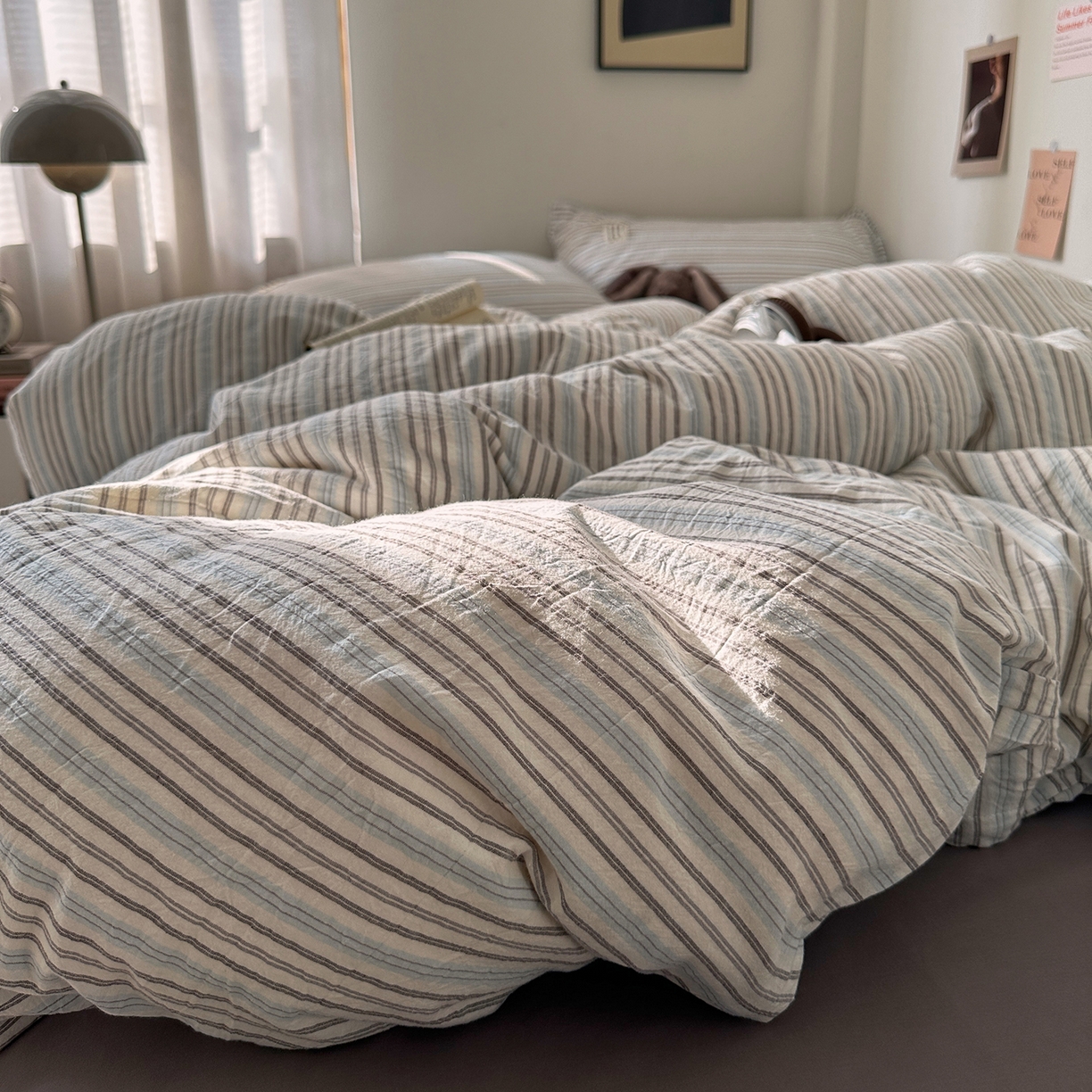 91家纺网 家纺一手货源 找家纺 艾咪-Amy ntmy 2026新款布标条纹款全棉纯棉色织水洗棉四件套 蓝灰条