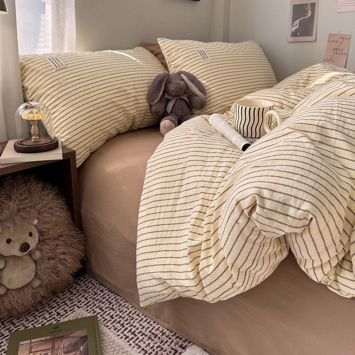 91家纺网 家纺一手货源 找家纺 艾咪-Amy ntmy 2026新款布标条纹款全棉纯棉色织水洗棉四件套 马卡黄