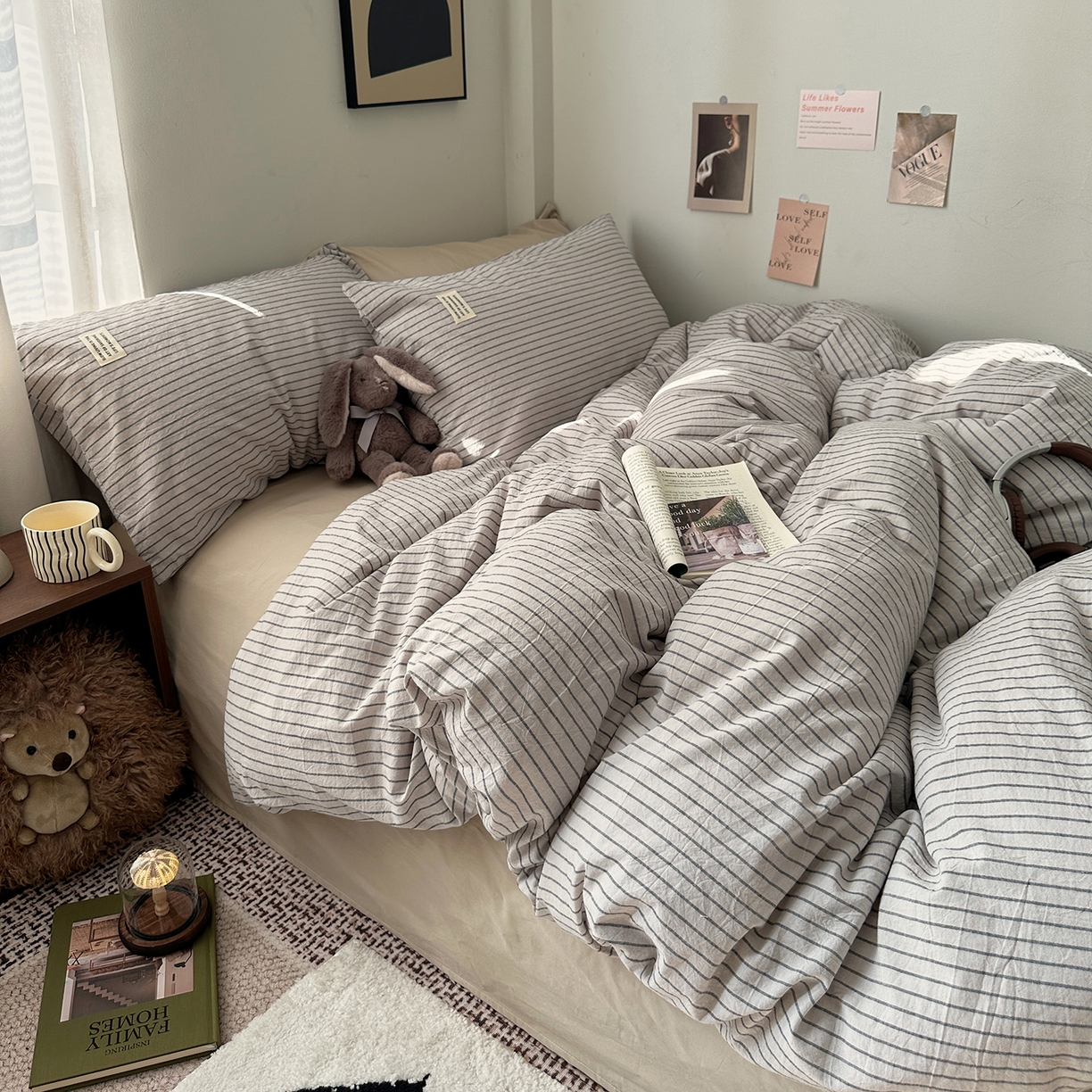 91家纺网 家纺一手货源 找家纺 艾咪-Amy ntmy 2026新款布标条纹款全棉纯棉色织水洗棉四件套 马卡灰