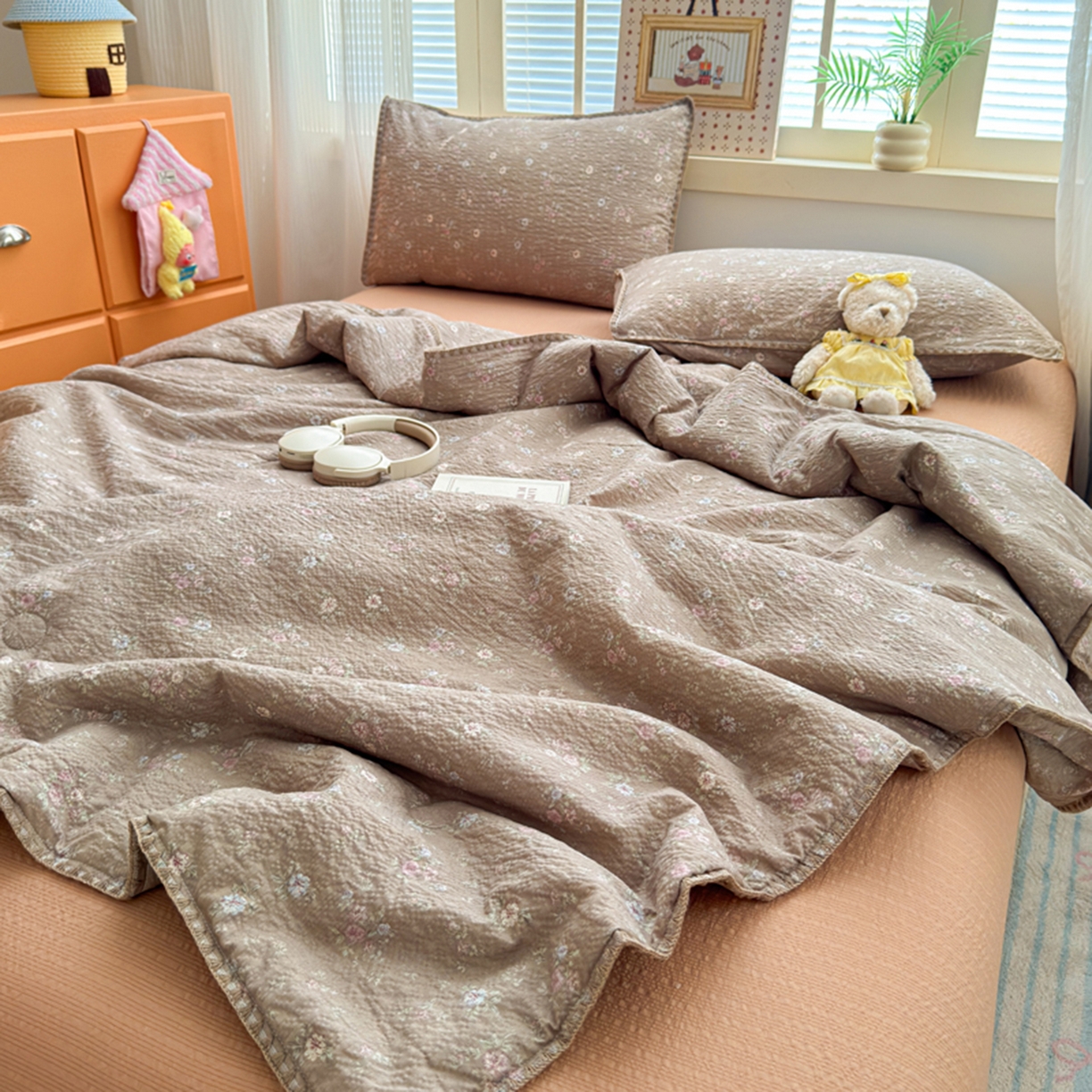 91家纺网 家纺一手货源 找家纺 暖阳 2026新款100%棉花泡芙棉贝壳夏被被子被芯 咖色情调