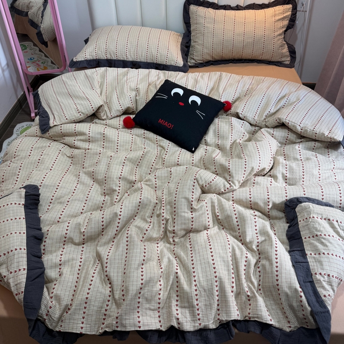 91家纺网 家纺一手货源 找家纺 （总）（总）【苏东来】2026韩版蕾丝花边纯棉全棉双层纱四件套印花纯棉四件套法式赫本木耳花边全棉公主双层纱四件套