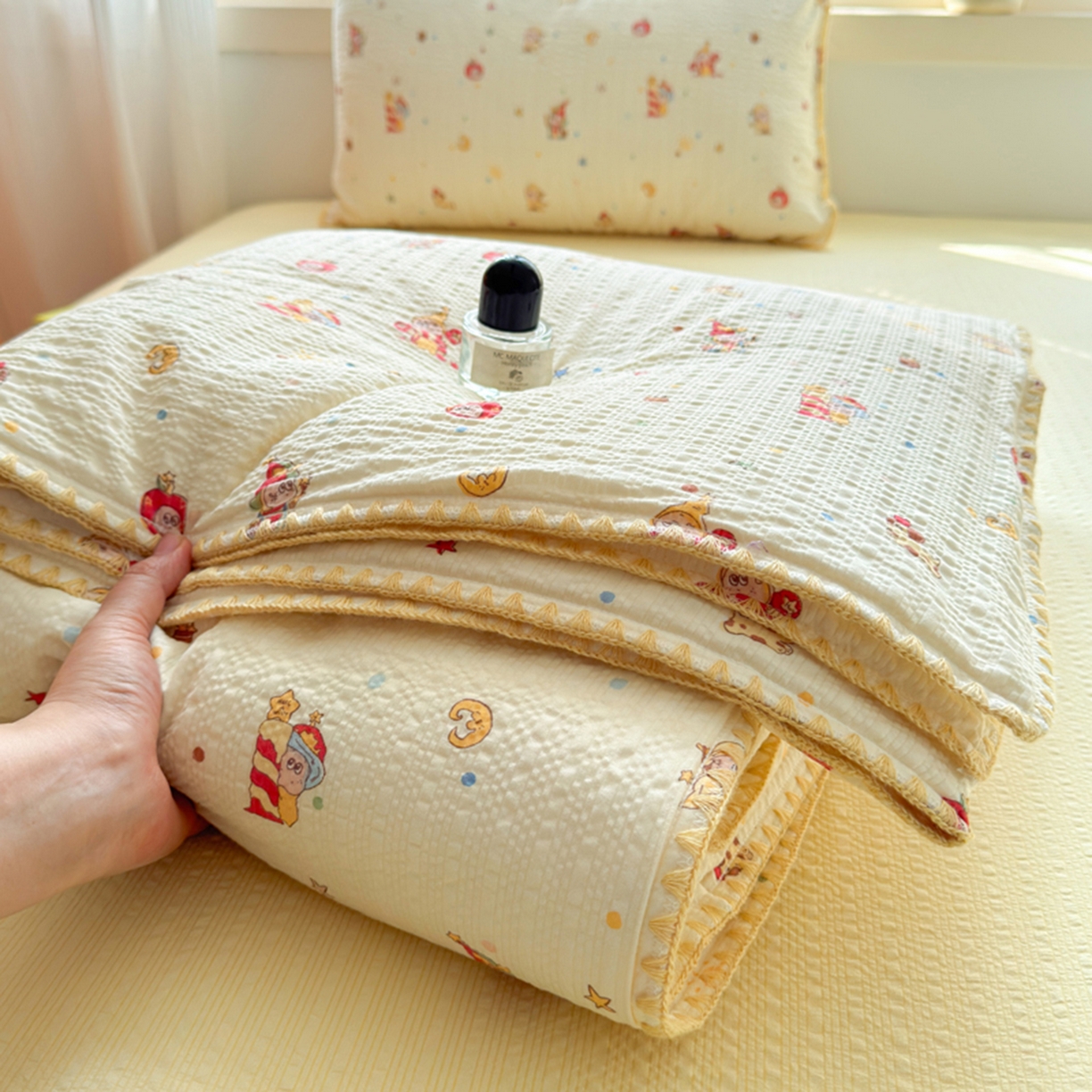 91家纺网 家纺一手货源 找家纺 暖阳 2026新款100%棉花泡芙棉贝壳夏被被子被芯 小星仔仔