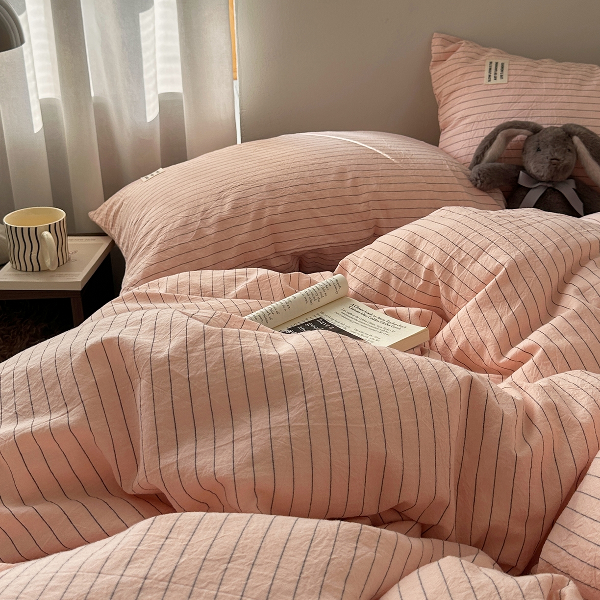 91家纺网 家纺一手货源 找家纺 艾咪-Amy ntmy 2026新款布标条纹款全棉纯棉色织水洗棉四件套 新粉条