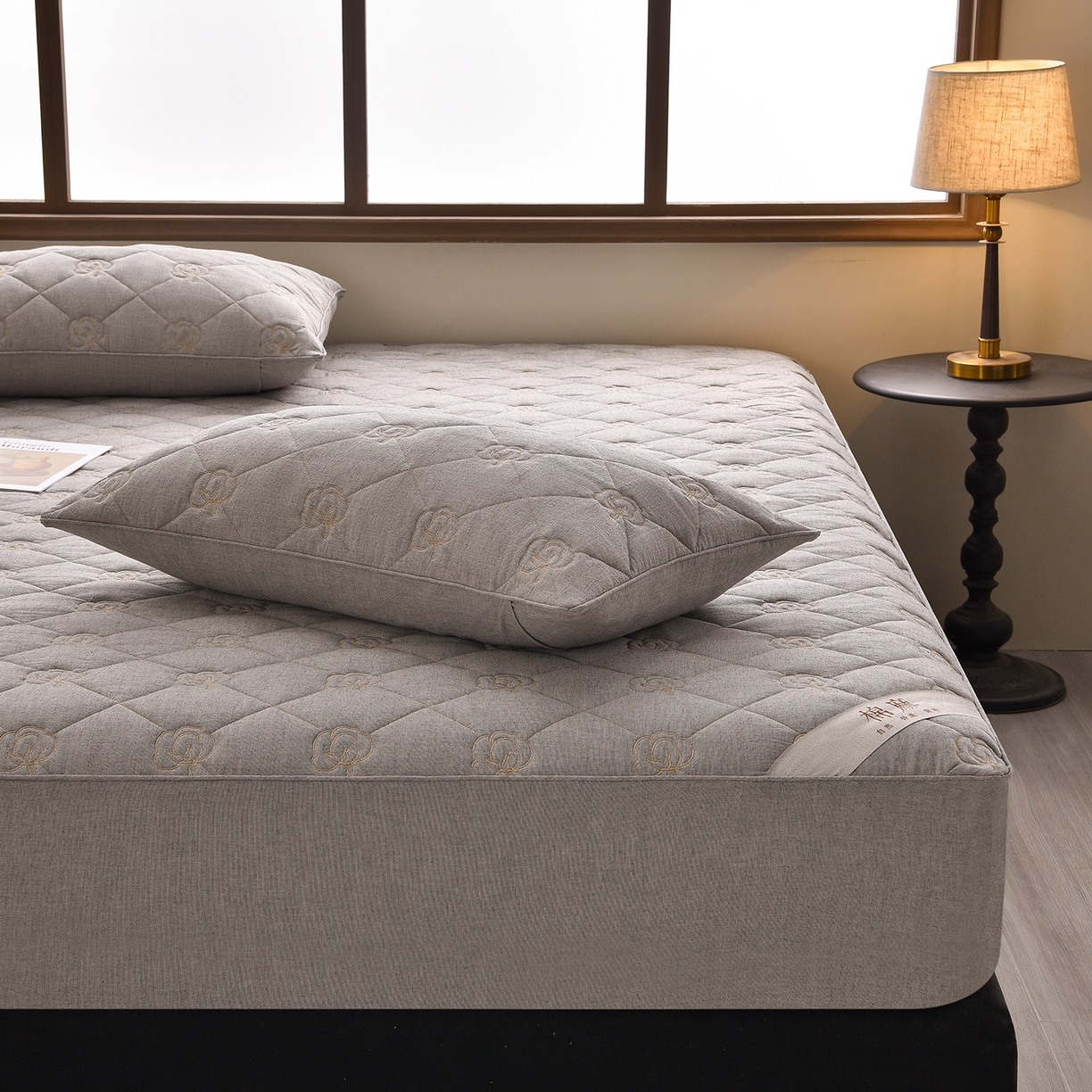 91家纺网 家纺一手货源 找家纺 好眠好梦家纺 2026新款全棉纯棉棉麻抗菌防螨床笠 棉之语-深灰