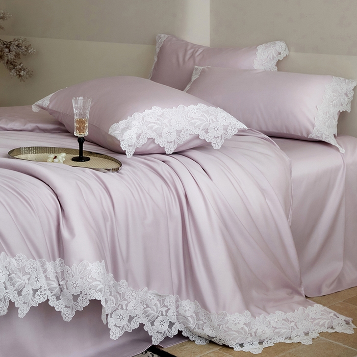 91家纺网 家纺一手货源 找家纺 金奇达家纺 2026新款茧养丝光缎四件套-蕾丝小姐（标准号全网控价（折后券后）不低于299元） 蕾丝小姐-莲紫
