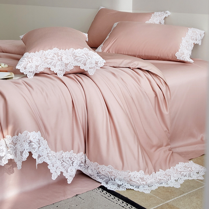 91家纺网 家纺一手货源 找家纺 金奇达家纺 2026新款茧养丝光缎四件套-蕾丝小姐（标准号全网控价（折后券后）不低于299元） 蕾丝小姐-蔷薇