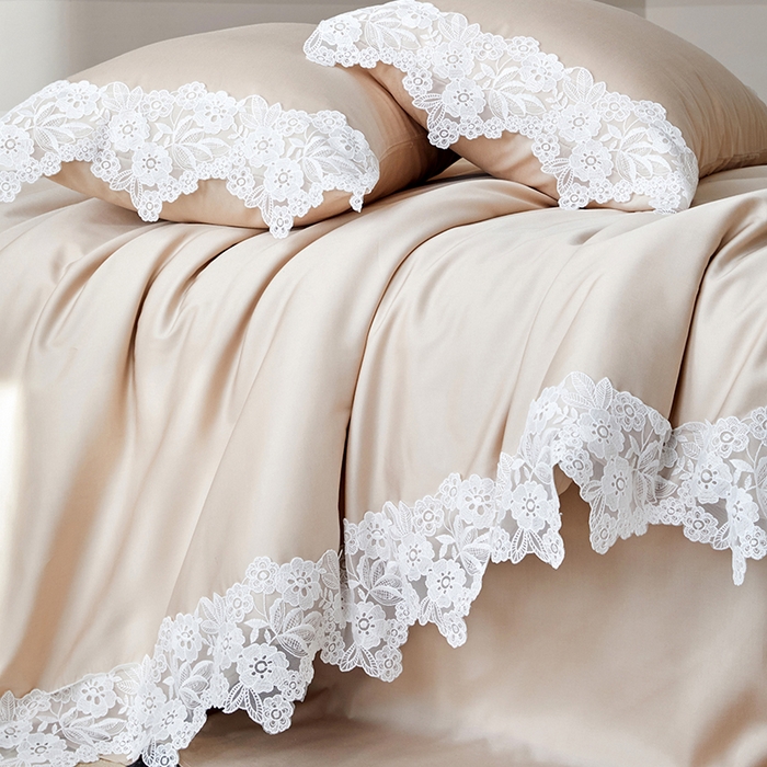 91家纺网 家纺一手货源 找家纺 金奇达家纺 2026新款茧养丝光缎四件套-蕾丝小姐（标准号全网控价（折后券后）不低于299元） 蕾丝小姐-云纱