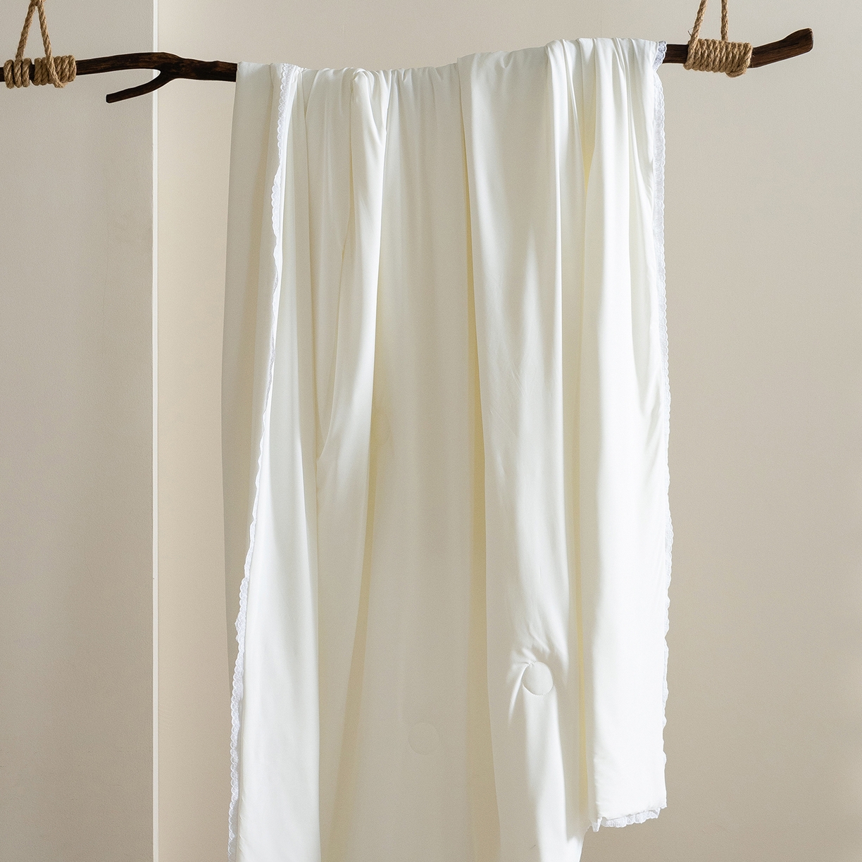 立奥被业 2026新款锦氨凉感夏被夏凉被空调被竹浆纤维夏被四件套大油光夏凉被 白色