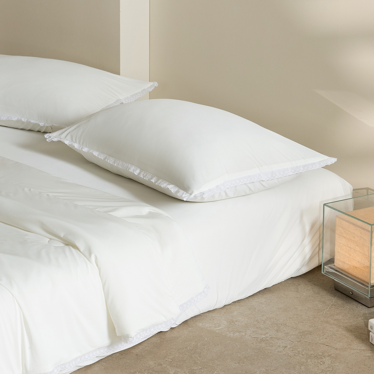 91家纺网 家纺一手货源 找家纺 立奥被业 2026新款锦氨凉感夏被夏凉被空调被竹浆纤维夏被四件套大油光夏凉被 白色