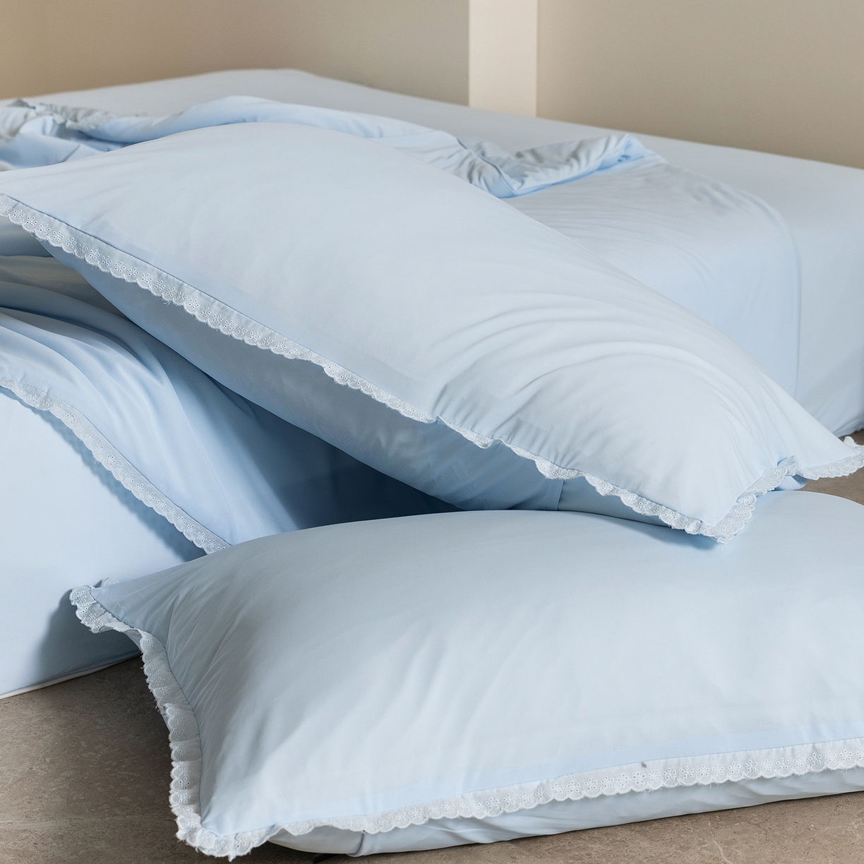 91家纺网 家纺一手货源 找家纺 立奥被业 2026新款锦氨凉感夏被夏凉被空调被竹浆纤维夏被四件套大油光夏凉被 蓝色