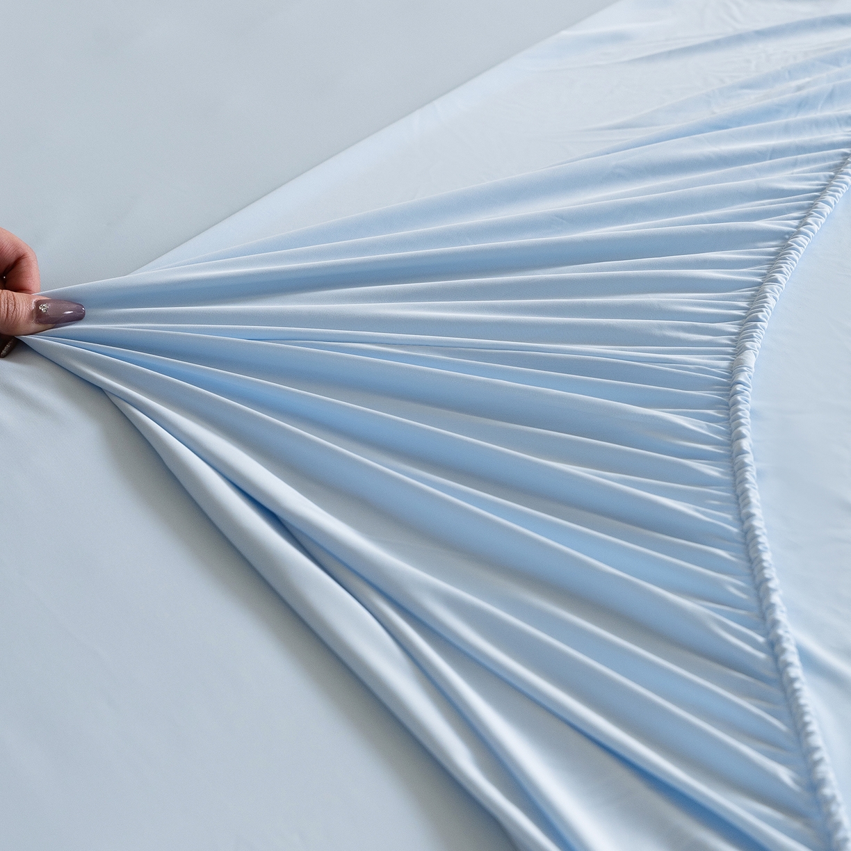 91家纺网 家纺一手货源 找家纺 立奥被业 2026新款锦氨凉感夏被夏凉被空调被竹浆纤维夏被四件套大油光夏凉被 蓝色