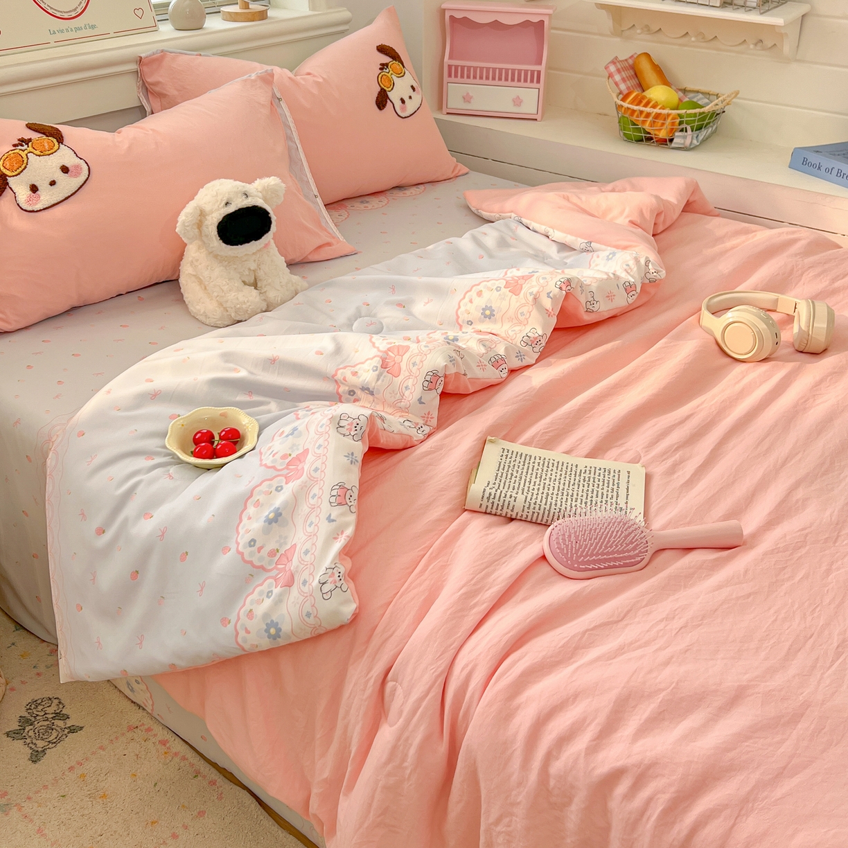 91家纺网 家纺一手货源 找家纺 易辰美 2026新款水洗棉毛巾绣夏被四件套 帕恰狗