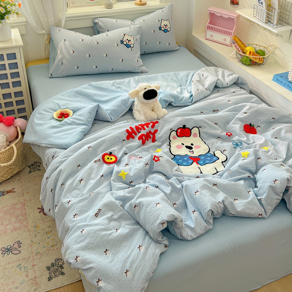 91家纺网 家纺一手货源 找家纺 易辰美 2026新款水洗棉毛巾绣夏被四件套 西高地