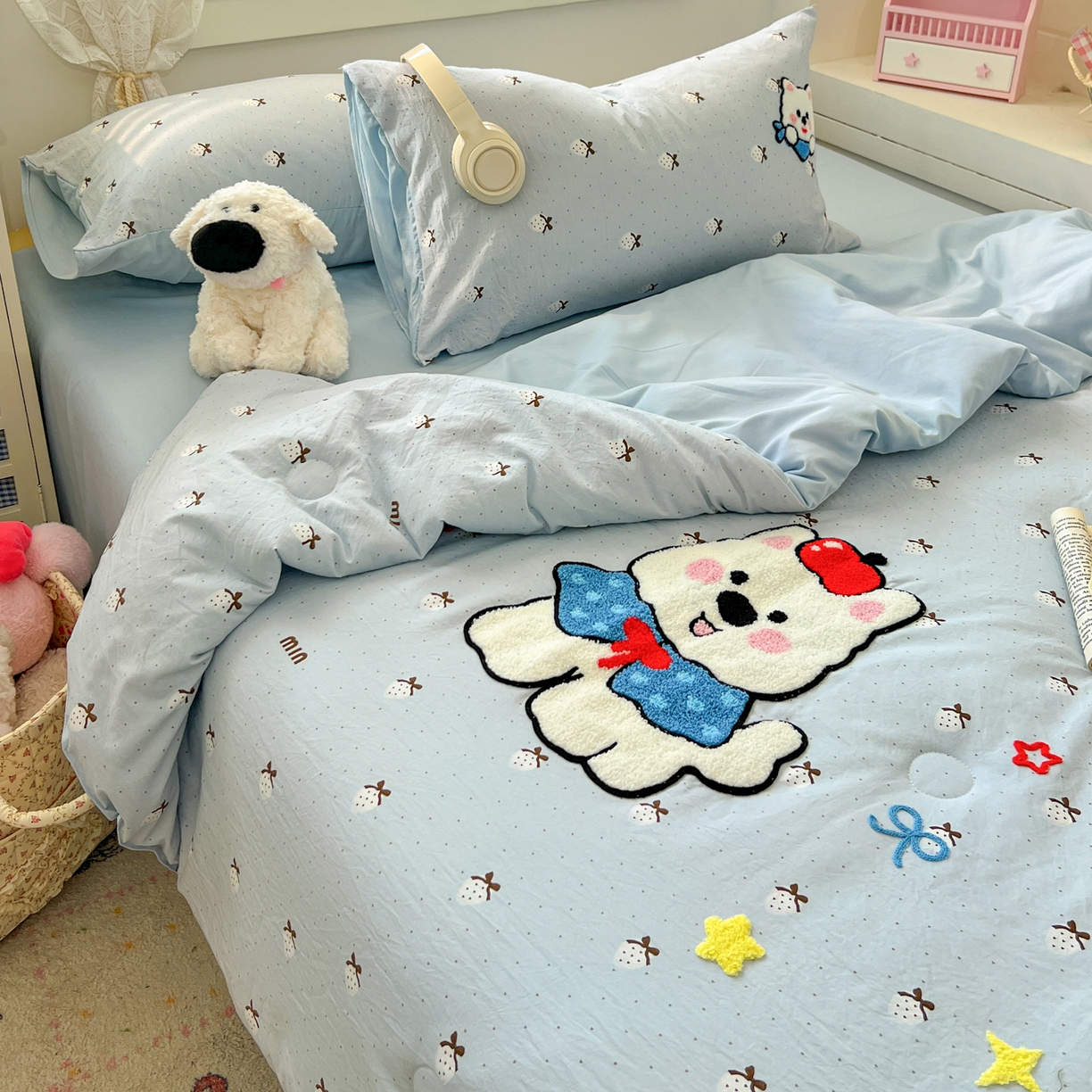 91家纺网 家纺一手货源 找家纺 易辰美 2026新款水洗棉毛巾绣夏被四件套 西高地