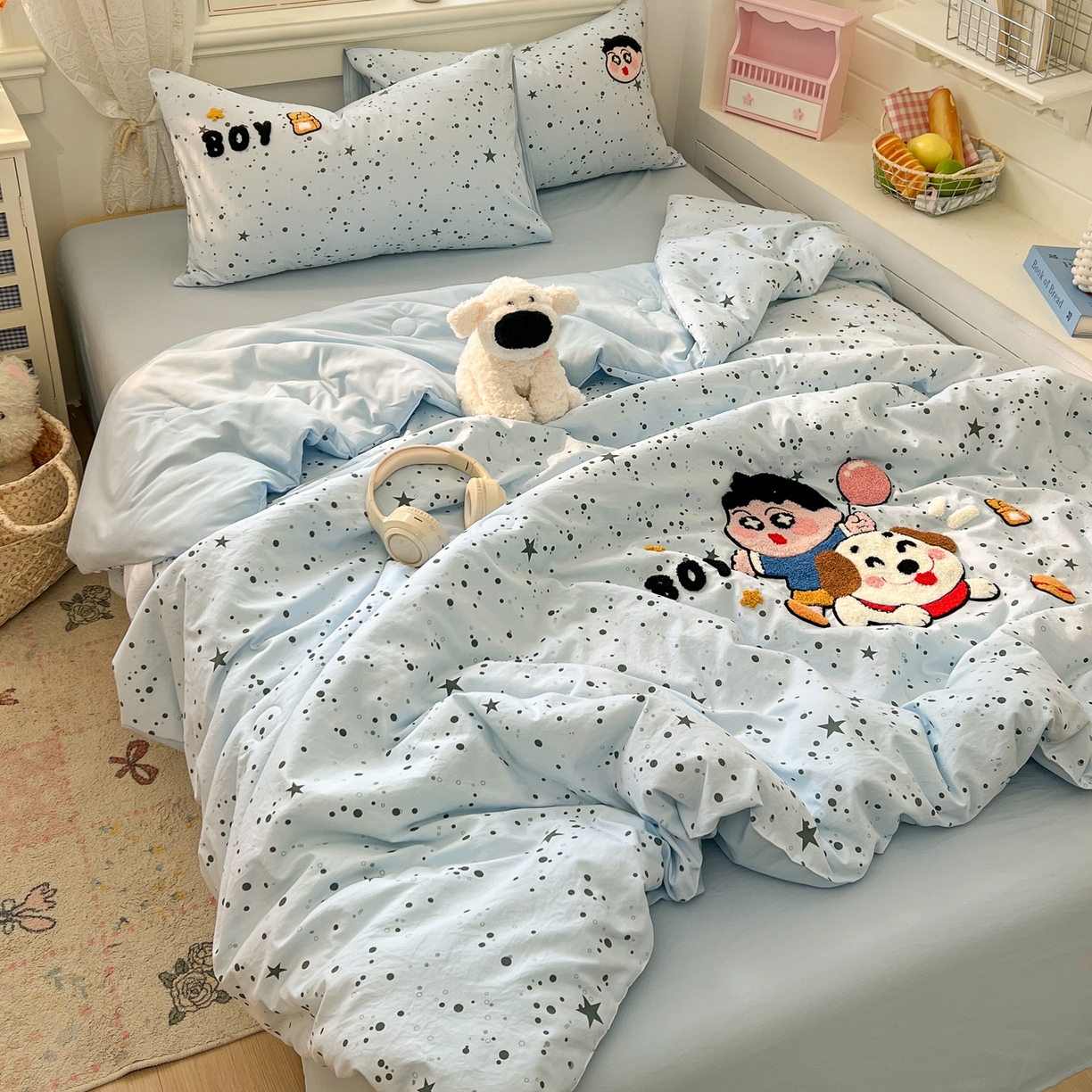 91家纺网 家纺一手货源 找家纺 易辰美 2026新款水洗棉毛巾绣夏被四件套 小新与大白