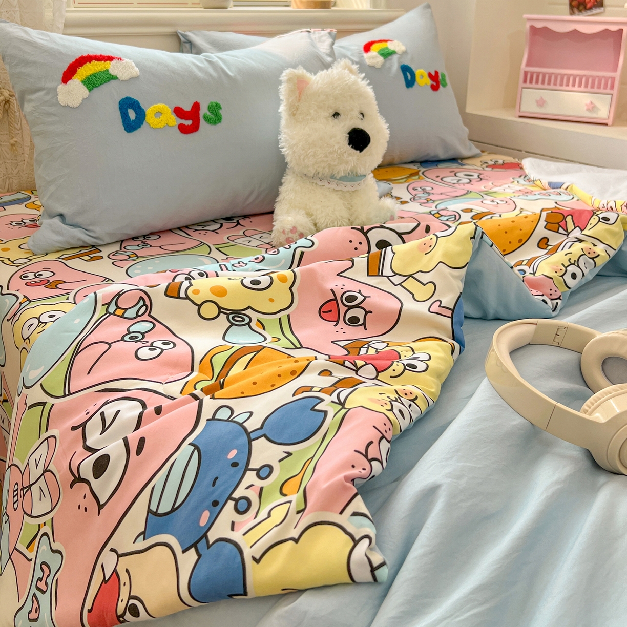 91家纺网 家纺一手货源 找家纺 易辰美 2026新款水洗棉毛巾绣夏被四件套 大星与海宝