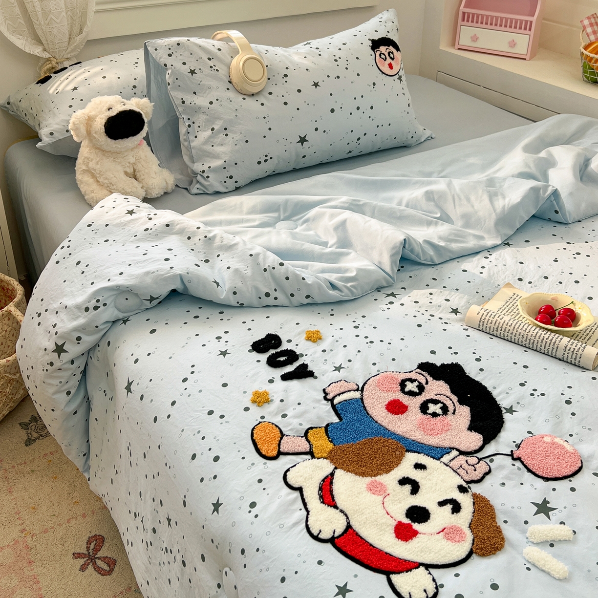 91家纺网 家纺一手货源 找家纺 易辰美 2026新款水洗棉毛巾绣夏被四件套 小新与大白