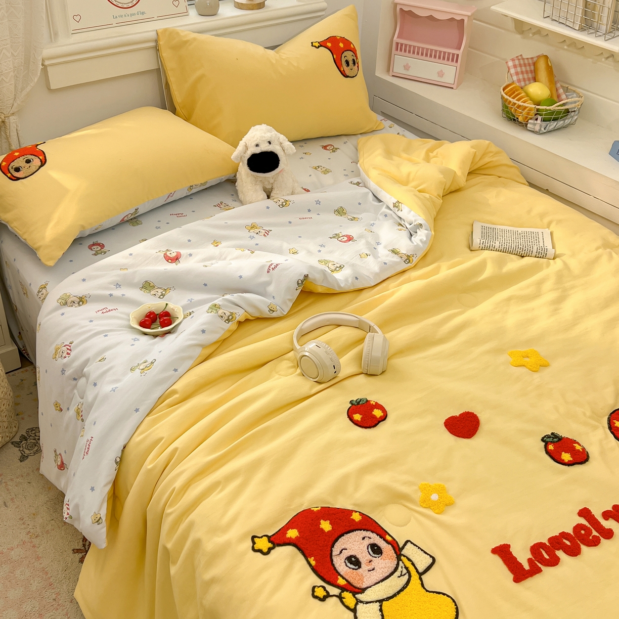 91家纺网 家纺一手货源 找家纺 易辰美 2026新款水洗棉毛巾绣夏被四件套 星星人