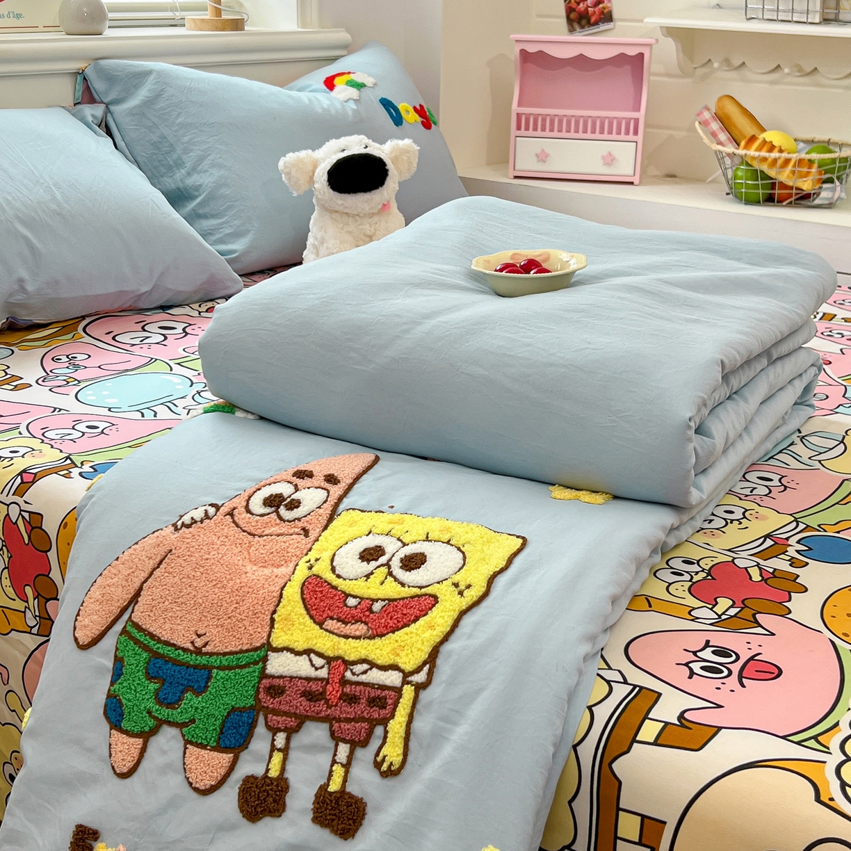 91家纺网 家纺一手货源 找家纺 易辰美 2026新款水洗棉毛巾绣夏被四件套 星星人