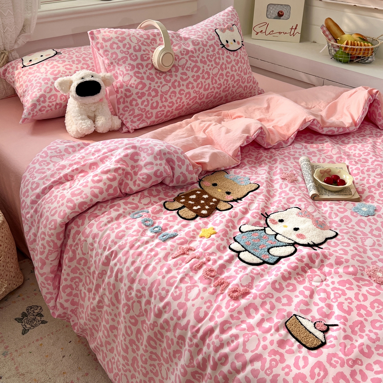 91家纺网 家纺一手货源 找家纺 易辰美 2026新款水洗棉毛巾绣夏被四件套 豹纹猫-粉