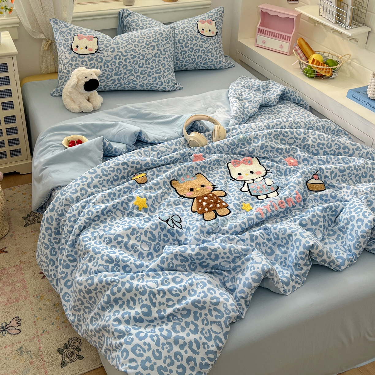 91家纺网 家纺一手货源 找家纺 易辰美 2026新款水洗棉毛巾绣夏被四件套 豹纹猫-兰