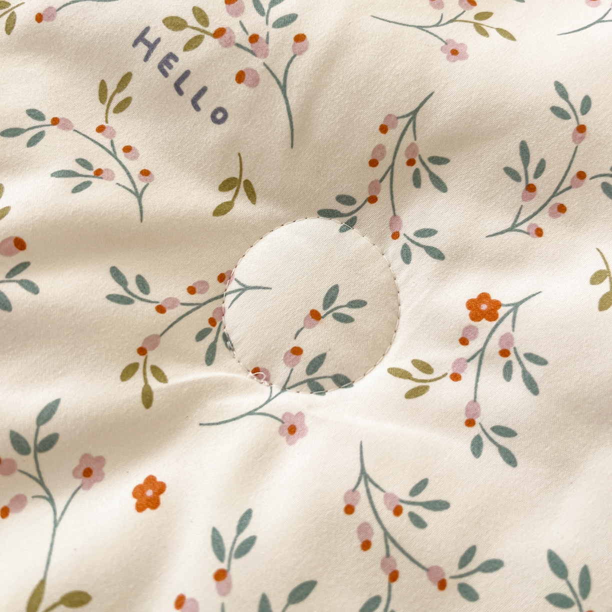 91家纺网 家纺一手货源 找家纺 易辰美 2026新款水洗棉毛巾绣夏被四件套 小女孩