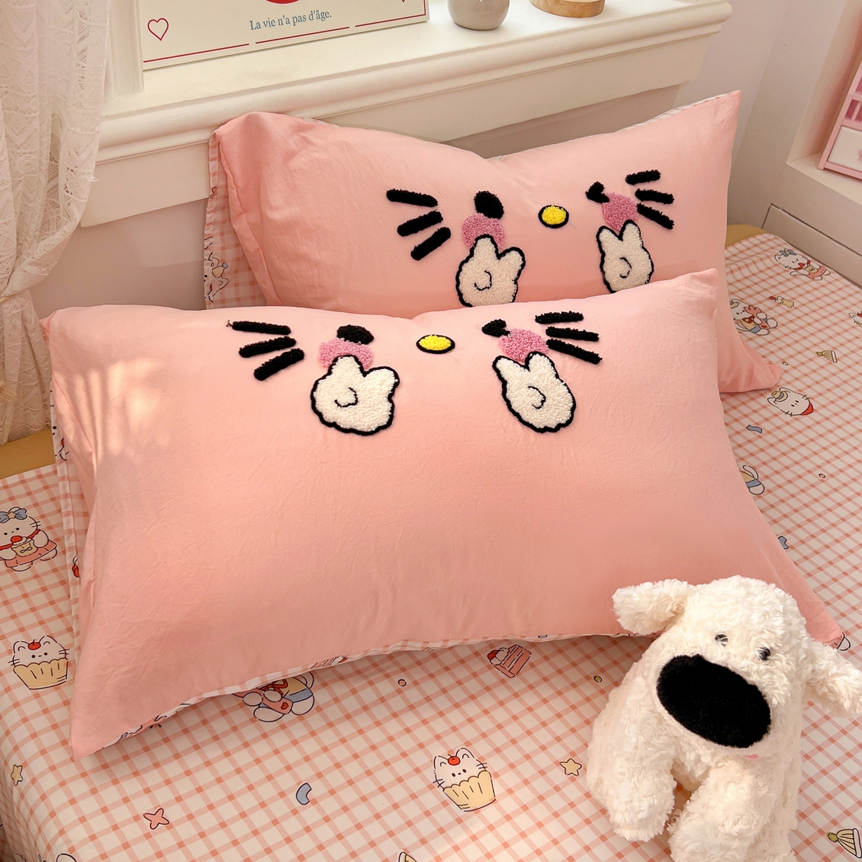 91家纺网 家纺一手货源 找家纺 易辰美 2026新款水洗棉毛巾绣夏被四件套 可爱KT猫