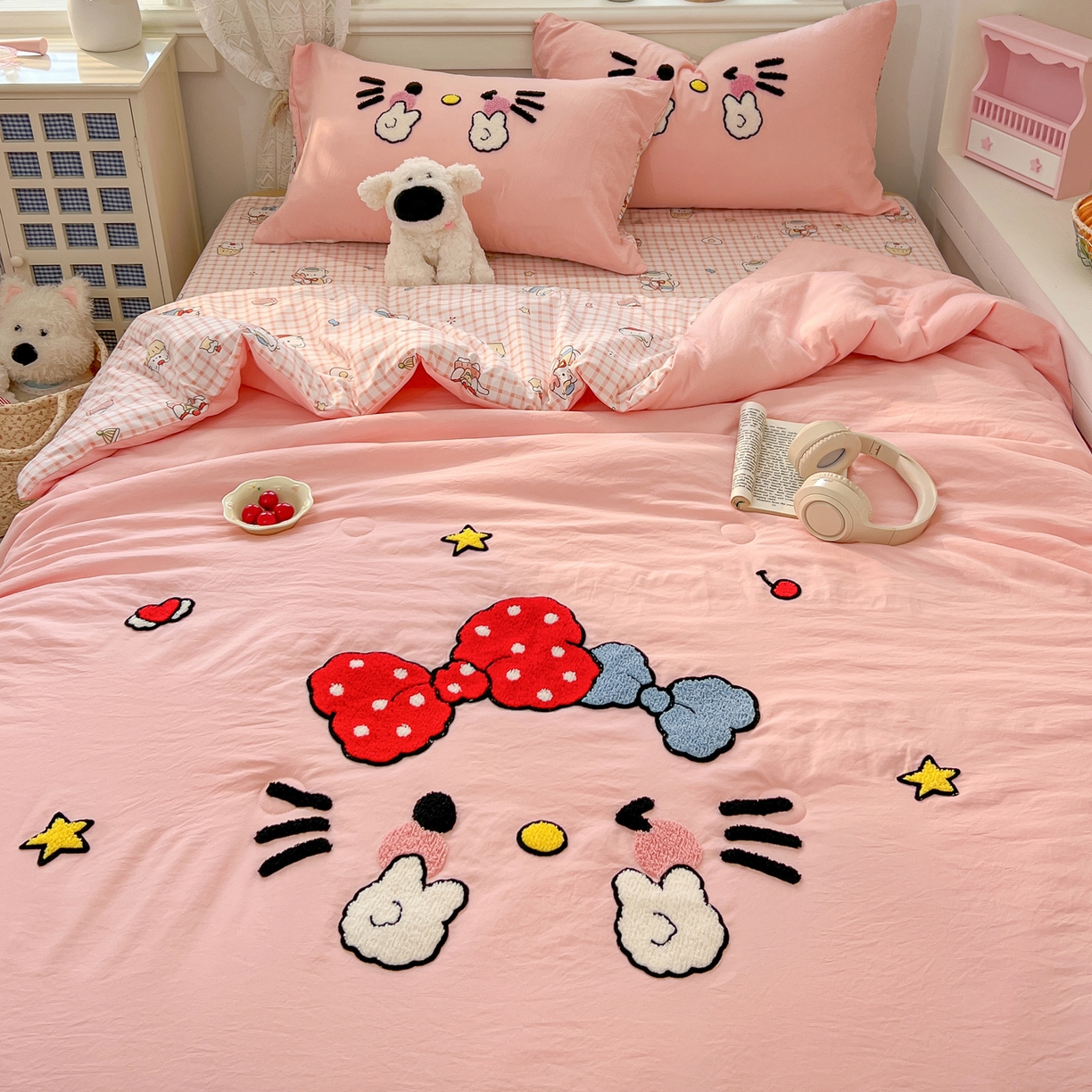 91家纺网 家纺一手货源 找家纺 易辰美 2026新款水洗棉毛巾绣夏被四件套 可爱KT猫