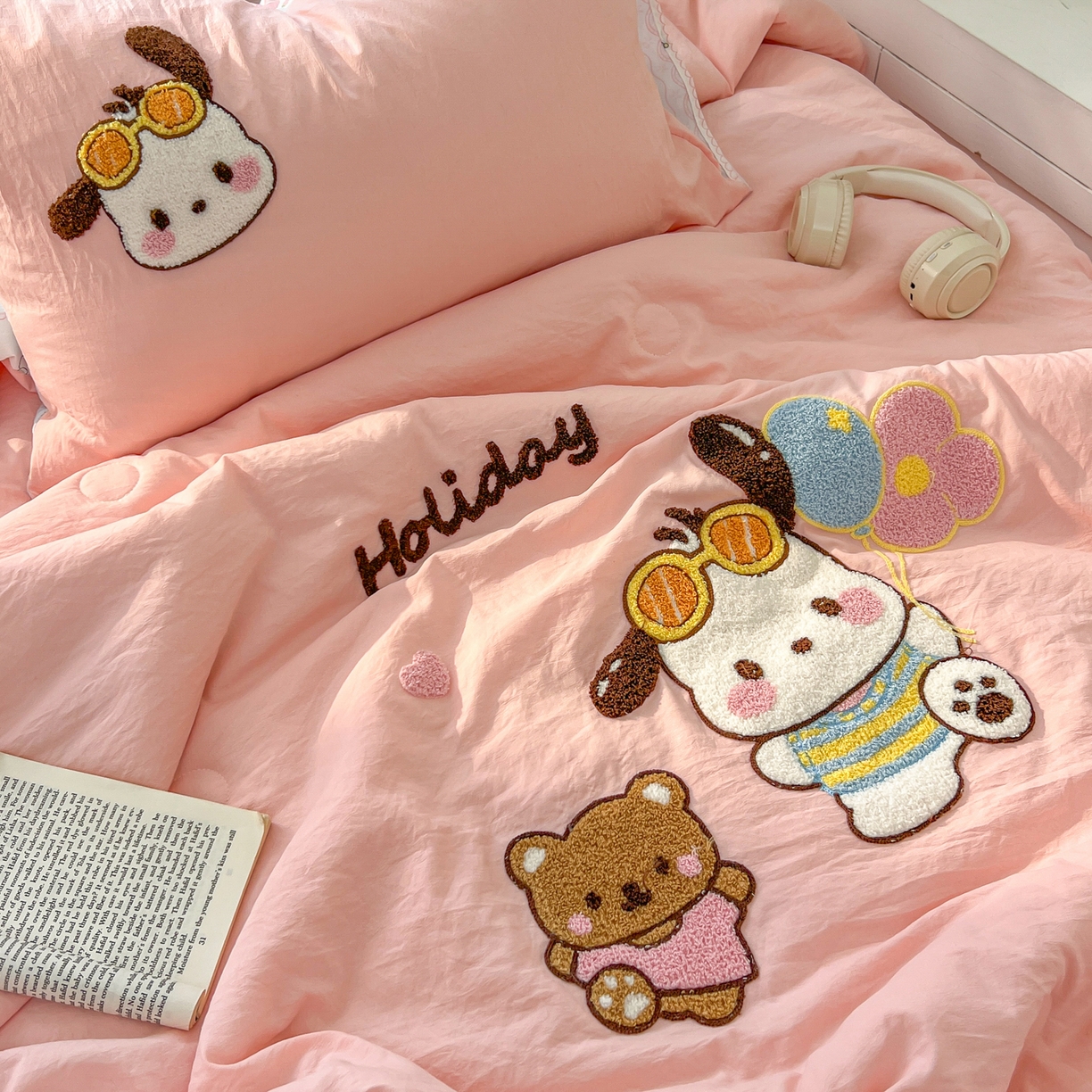 91家纺网 家纺一手货源 找家纺 易辰美 2026新款水洗棉毛巾绣夏被四件套 帕恰狗