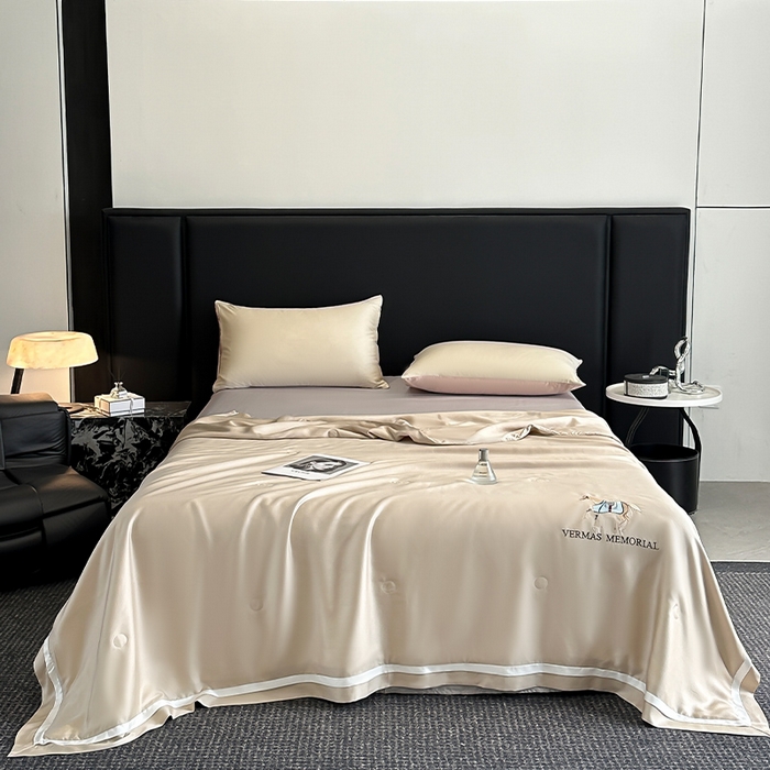 91家纺网 家纺一手货源 找家纺 （总）薇玛仕 2026新款绣花80支兰精天丝可水洗蚕丝被100蚕丝填充夏凉被空调被