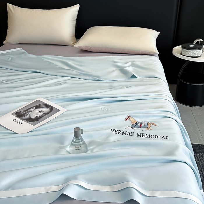 91家纺网 家纺一手货源 找家纺 （总）薇玛仕 2026新款绣花80支兰精天丝可水洗蚕丝被100蚕丝填充夏凉被空调被