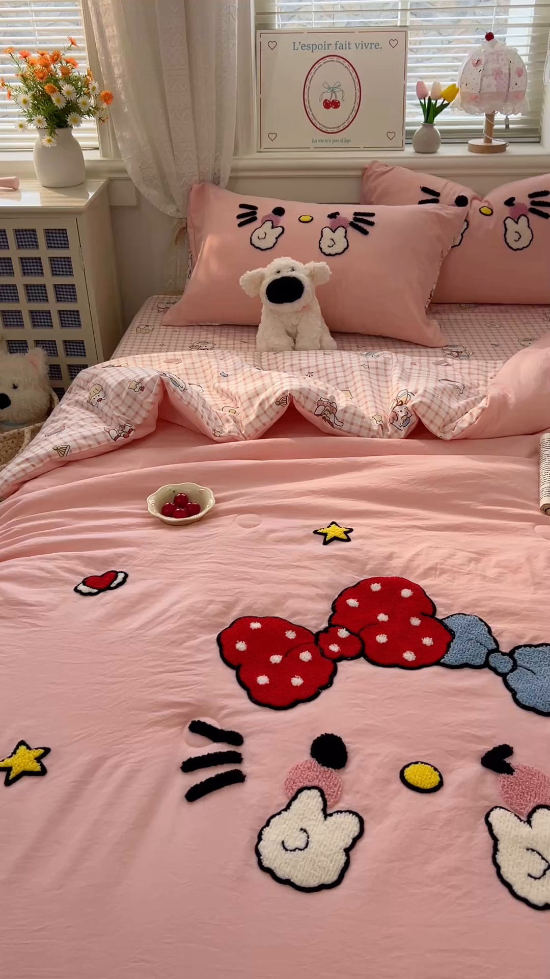 91家纺网 家纺一手货源 找家纺 易辰美 2026新款水洗棉毛巾绣夏被四件套 可爱KT猫