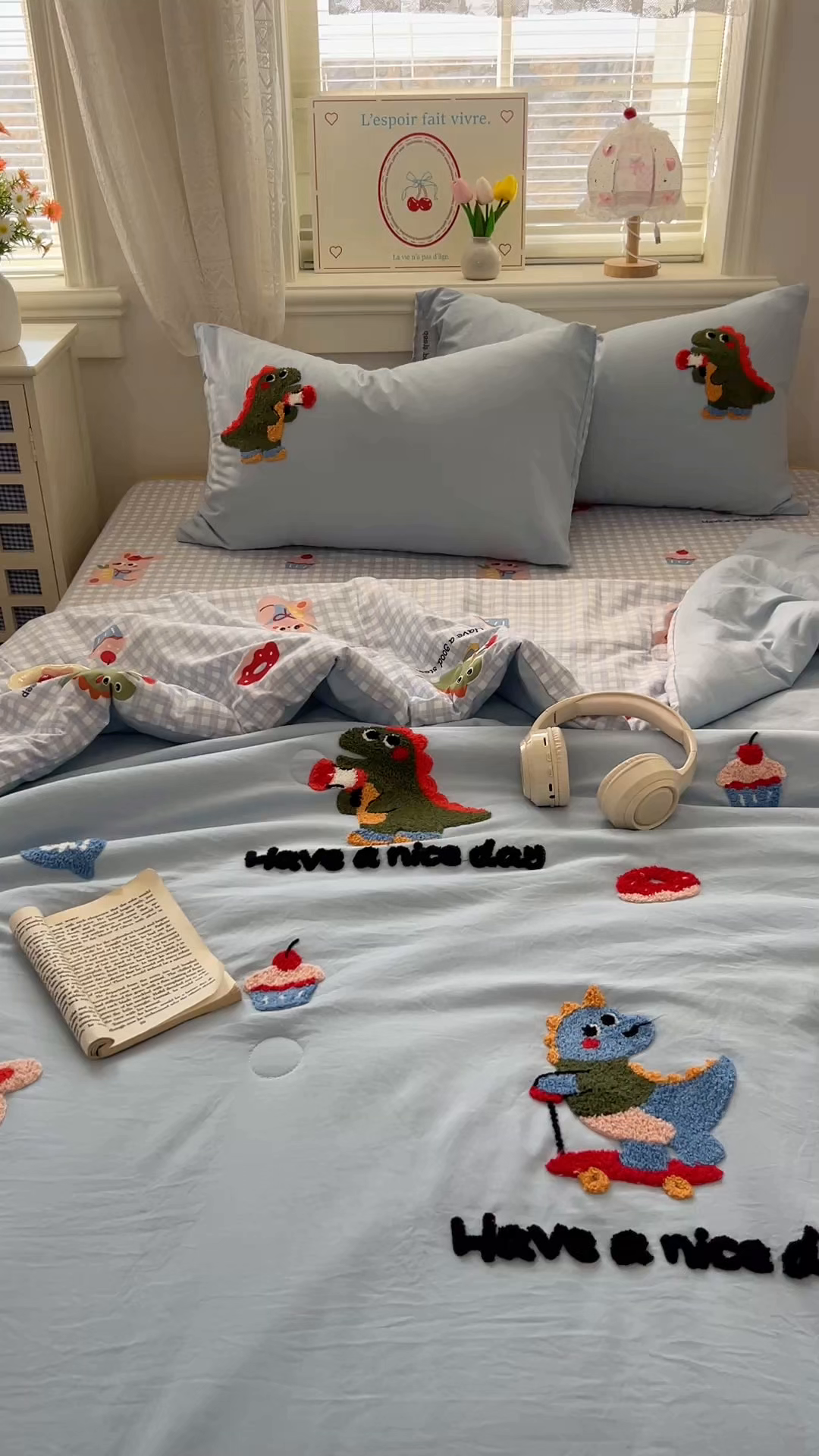 91家纺网 家纺一手货源 找家纺 易辰美 2026新款水洗棉毛巾绣夏被四件套 动物派对