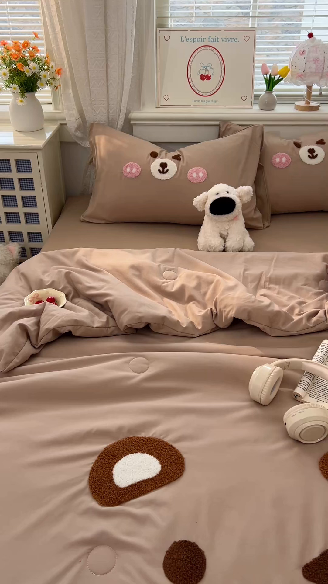 91家纺网 家纺一手货源 找家纺 易辰美 2026新款水洗棉毛巾绣夏被四件套 欢乐小熊