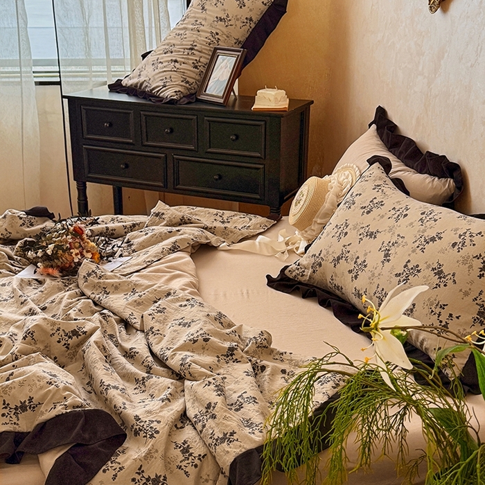 91家纺网 家纺一手货源 找家纺 2026直播爆款韩版赫本风花边款水洗双层纱夏被四件套【有买家秀加V】山奈