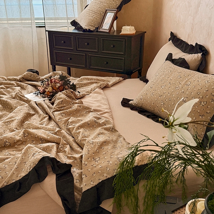 91家纺网 家纺一手货源 找家纺 2026直播爆款韩版赫本风花边款水洗双层纱夏被四件套【有买家秀加V】幸运