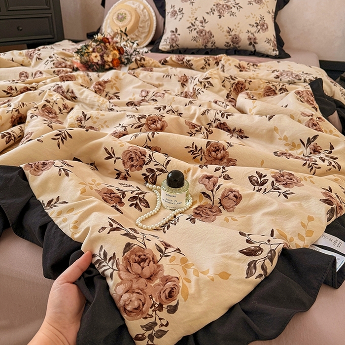 91家纺网 家纺一手货源 找家纺 2026直播爆款韩版赫本风花边款水洗双层纱夏被四件套【有买家秀加V】虞美人