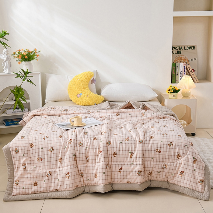 91家纺网 家纺一手货源 找家纺 壹张床 2026新款A类水洗棉3D豆豆夏被夏凉被空调被 格子萌熊