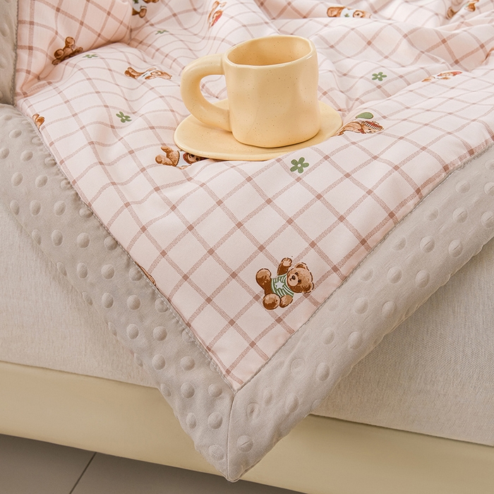 91家纺网 家纺一手货源 找家纺 壹张床 2026新款A类水洗棉3D豆豆夏被夏凉被空调被 格子萌熊