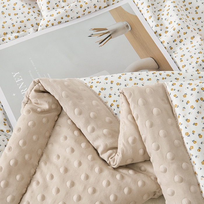 91家纺网 家纺一手货源 找家纺 壹张床 2026新款A类水洗棉3D豆豆夏被夏凉被空调被 狮子乐园