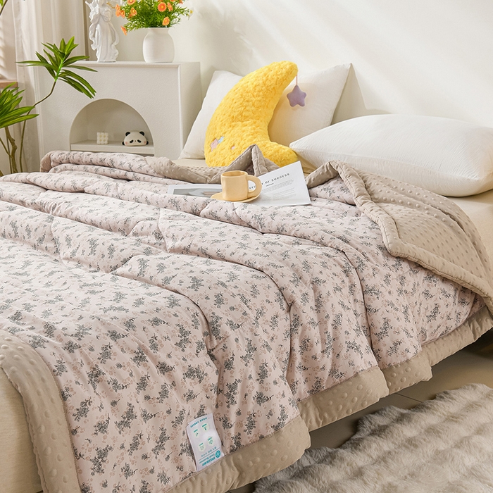 91家纺网 家纺一手货源 找家纺 壹张床 2026新款A类水洗棉3D豆豆夏被夏凉被空调被 墨影碎花