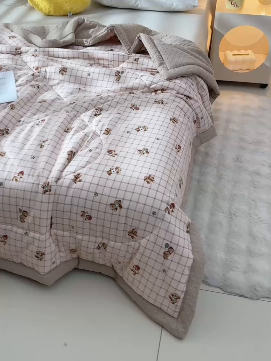 91家纺网 家纺一手货源 找家纺 壹张床 2026新款A类水洗棉3D豆豆夏被夏凉被空调被 格子萌熊