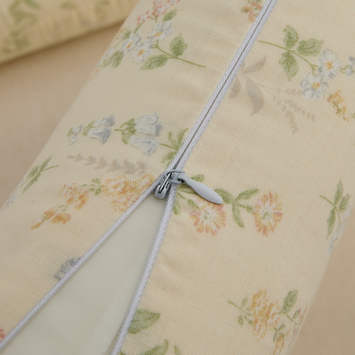 91家纺网 家纺一手货源 找家纺 百寐 2026新款全棉纯棉A类双层纱立体记忆深睡枕芯保护套42*70纯棉枕套 梨梦初醒