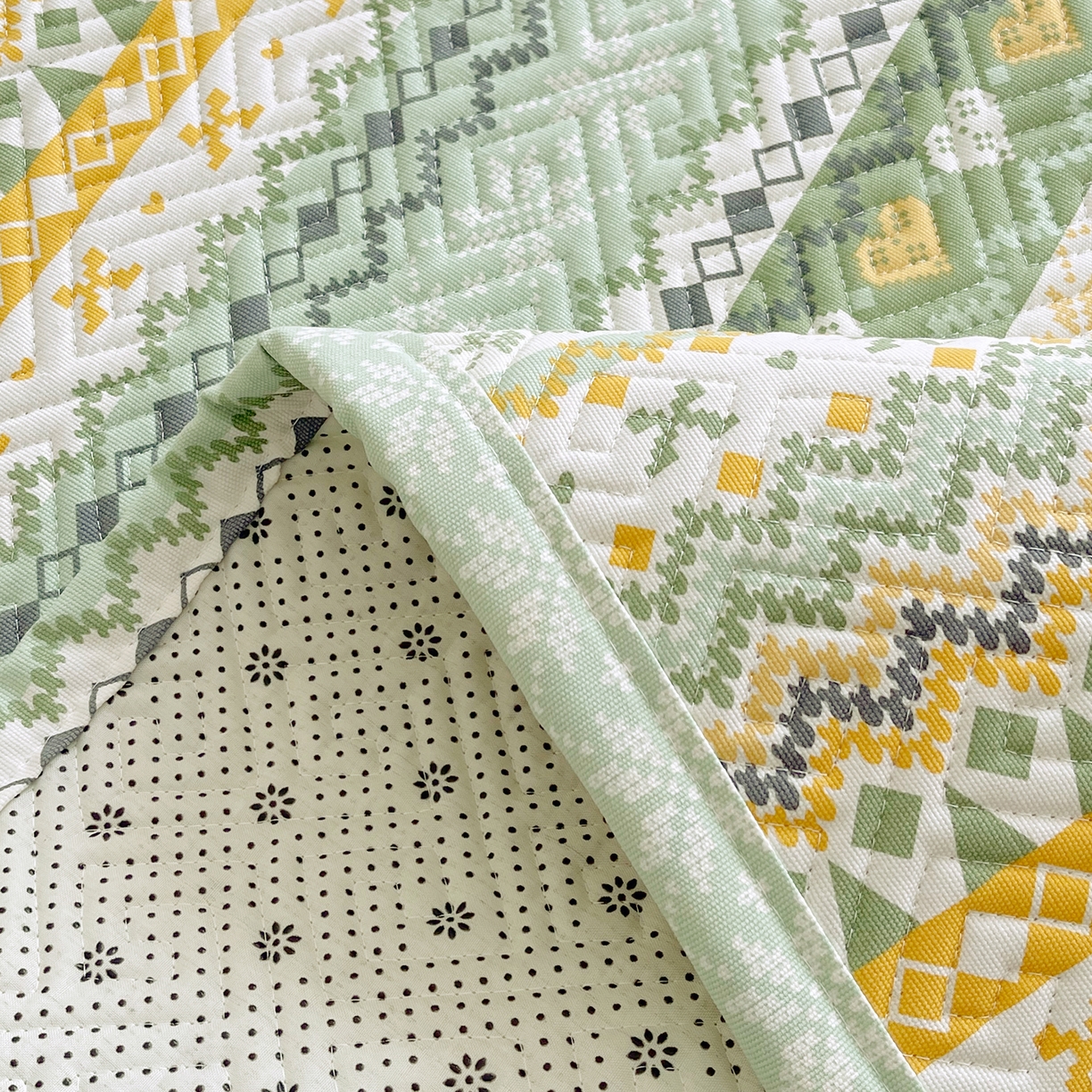 91家纺网 家纺一手货源 找家纺 （总）金鑫汇家纺 2026春夏新款成人床新花型老粗布夹棉床盖软凉席席子可以机洗