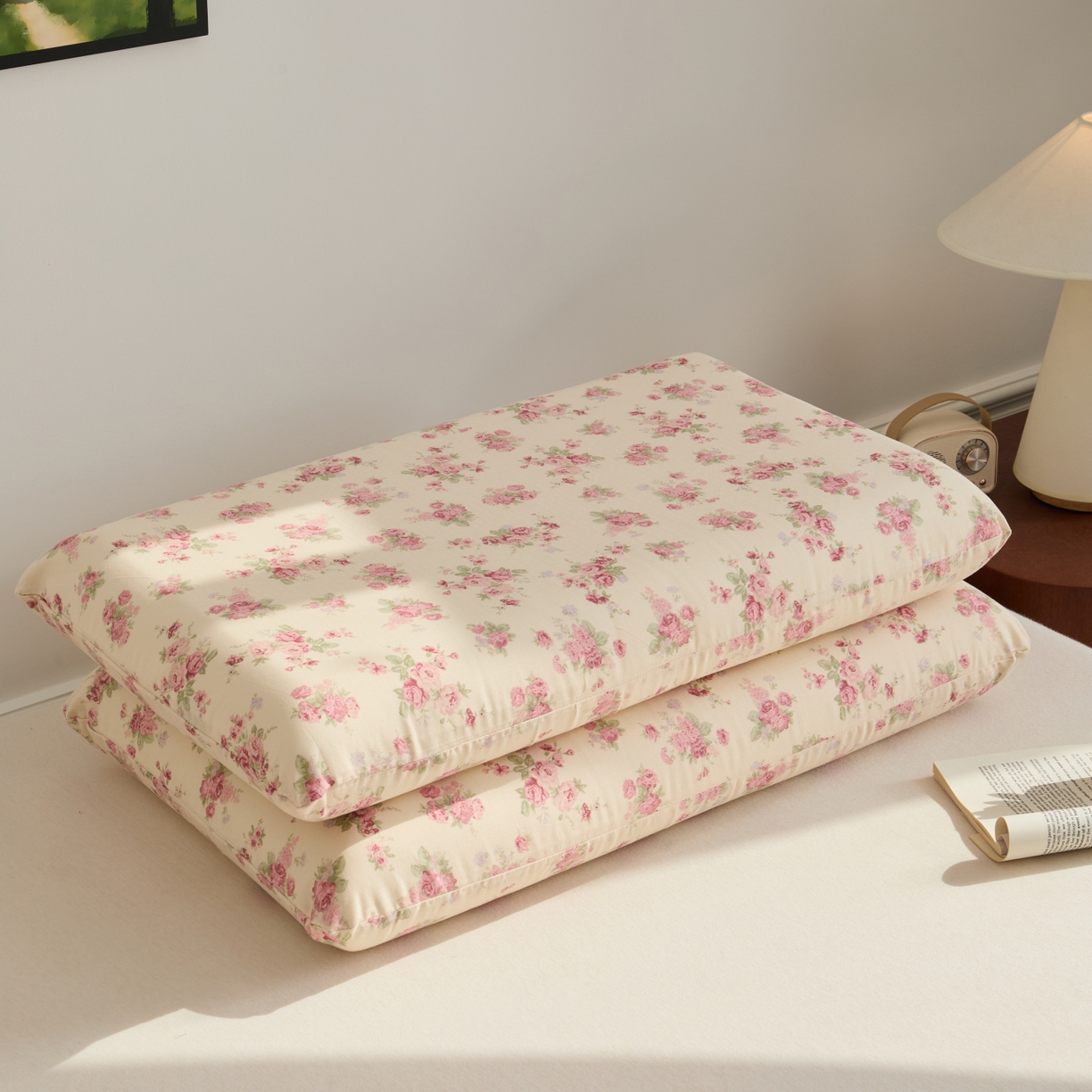 91家纺网 家纺一手货源 找家纺 百寐 2026新款全棉纯棉A类双层纱立体记忆深睡枕芯保护套42*70纯棉枕套 蔷薇之恋