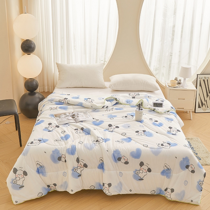 91家纺网 家纺一手货源 找家纺 董韵家纺 2026年新款凉感丝数码印花夏被 可爱狗