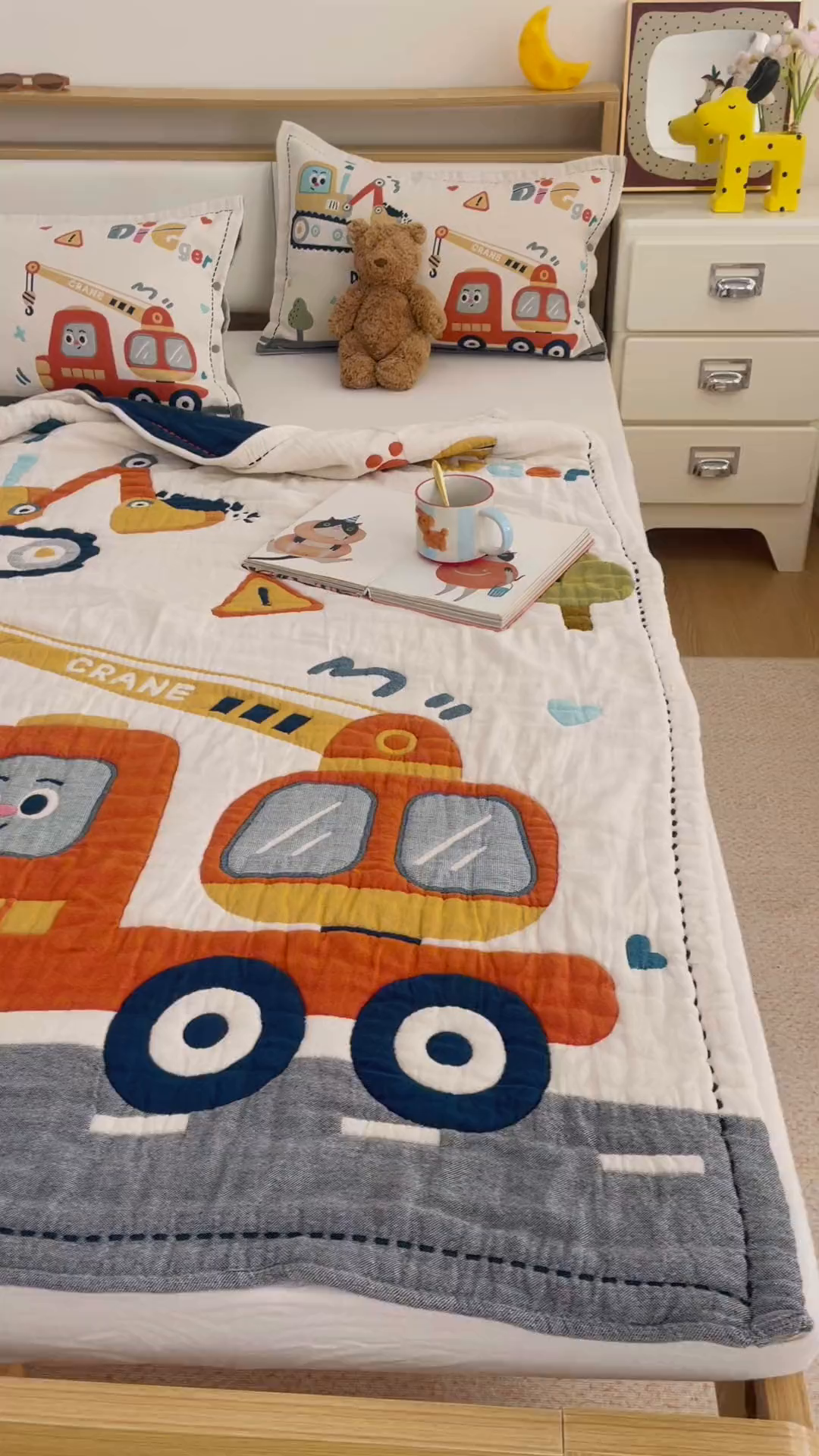 91家纺网 家纺一手货源 找家纺 悦然毛巾被 2026新款全棉纱布儿童泡泡被夏被盖毯  城市工程队