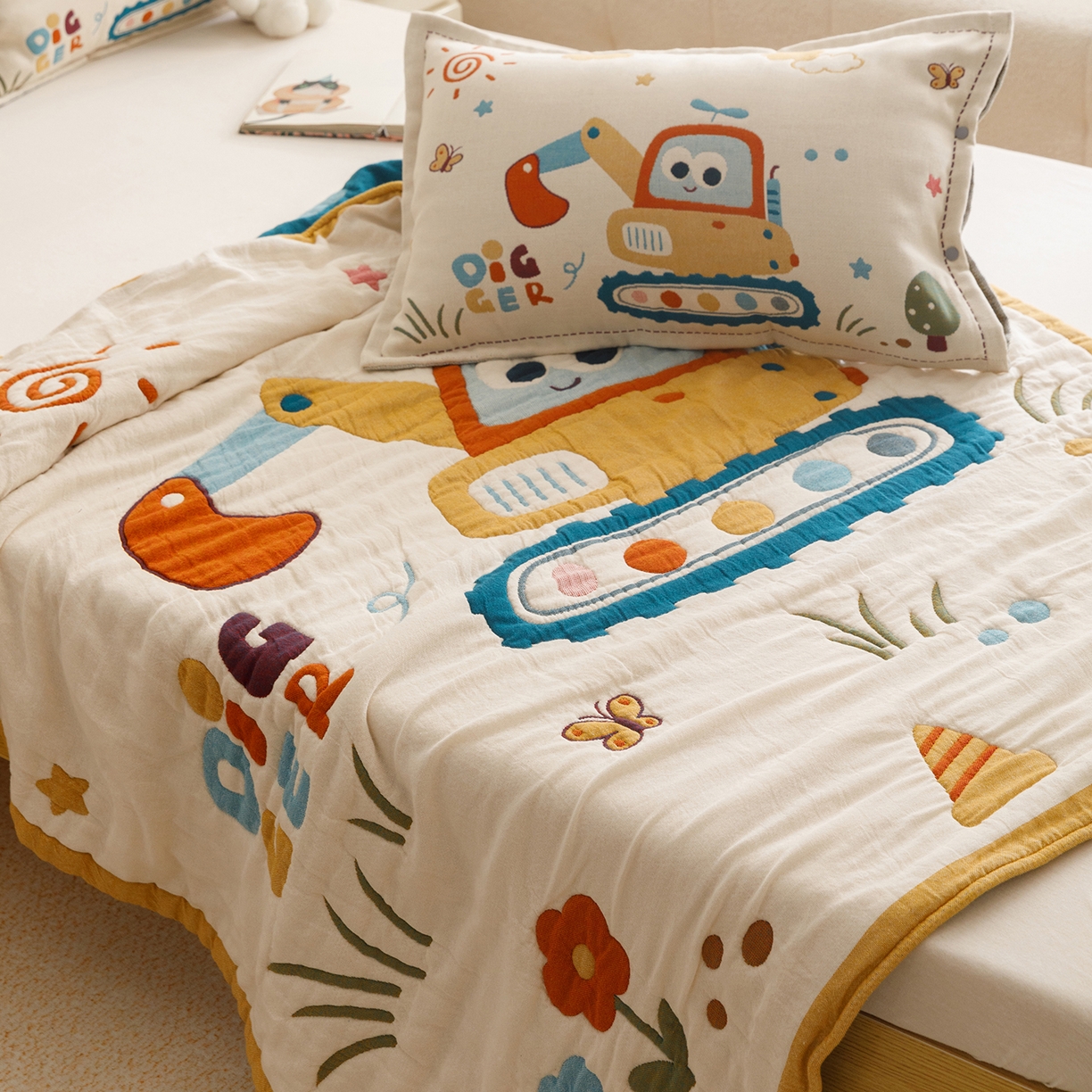 91家纺网 家纺一手货源 找家纺 悦然毛巾被 2026新款全棉纱布儿童泡泡被夏被盖毯  花园小园丁